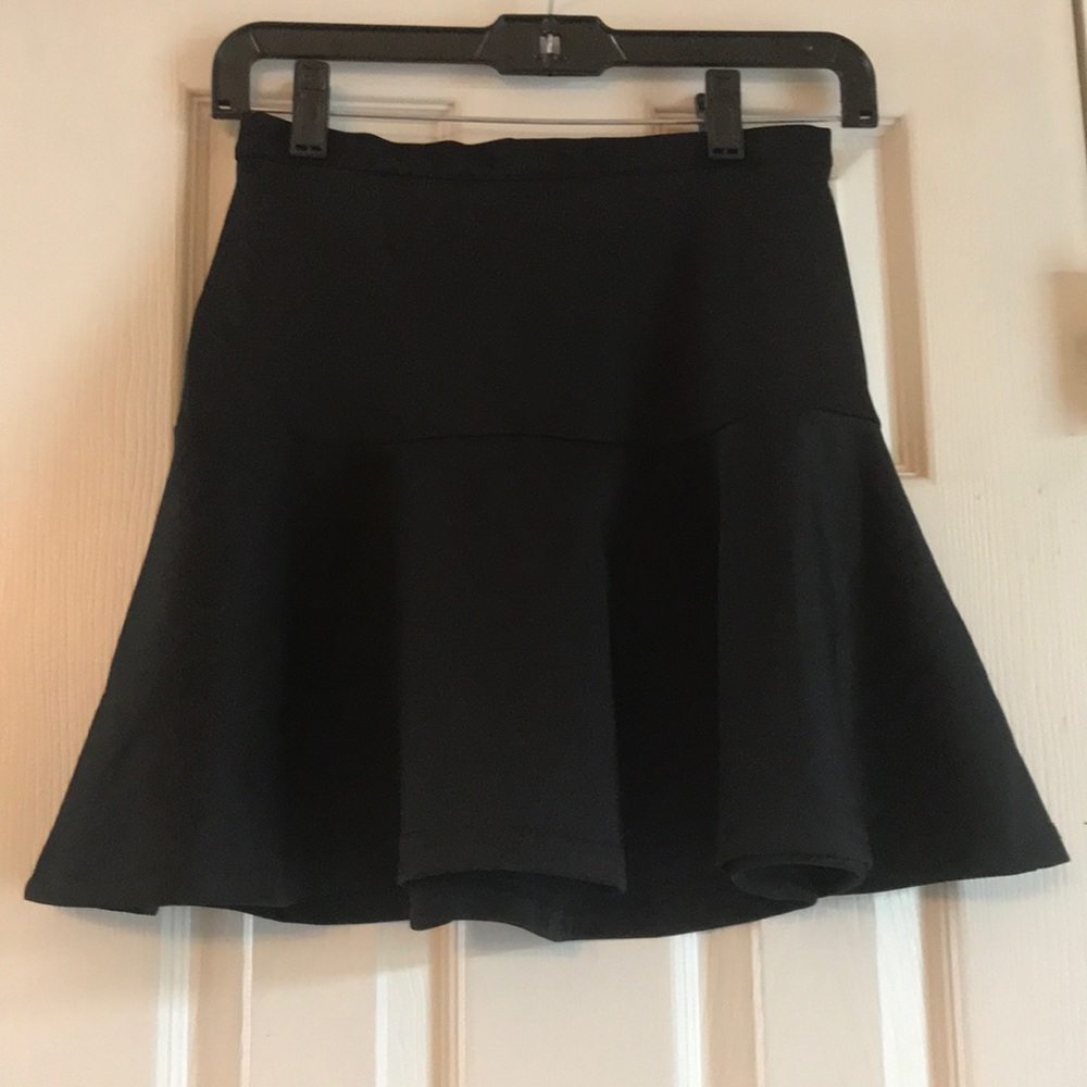 Black skirt